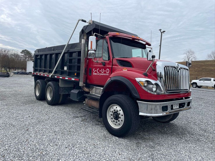 2009-international-7600-image-15