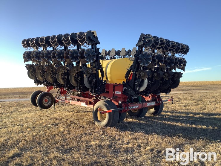 2012-krause-gladiator-16r30-strip-till-machine-image-7