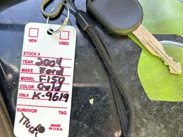 2004-ford-f150-image-38