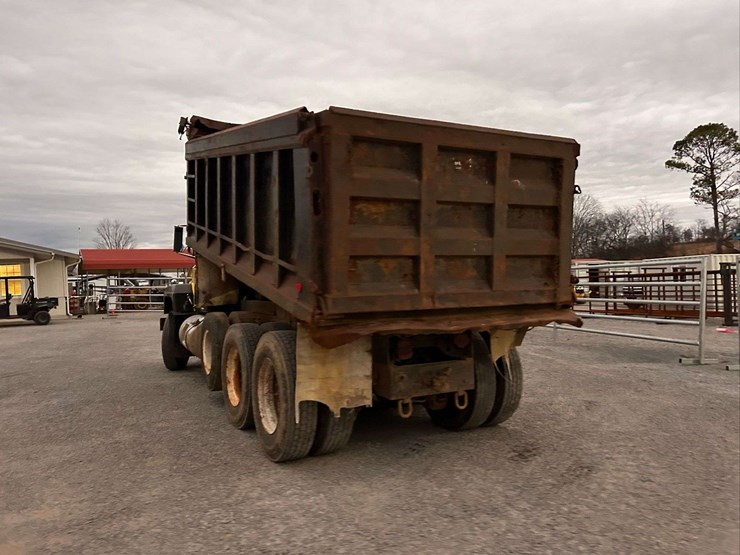 1995-mack-rd688s-image-20