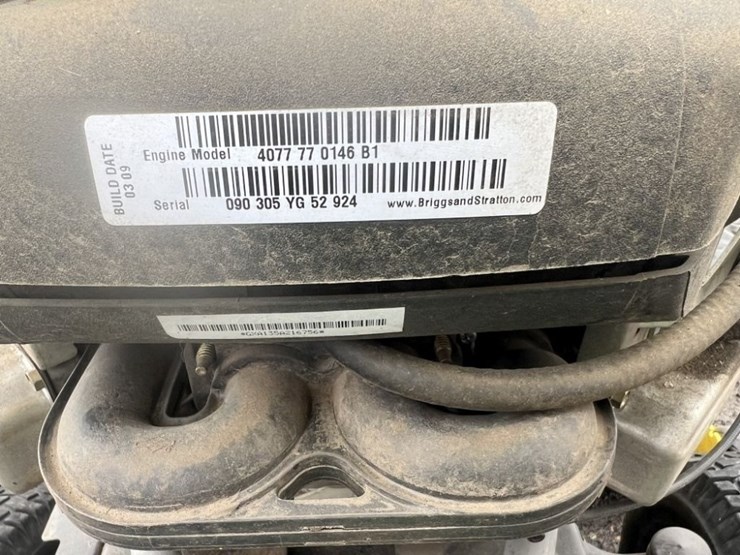 john-deere-la135-image-18