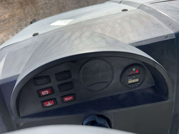 2020-club-car-carryall-1700-image-35