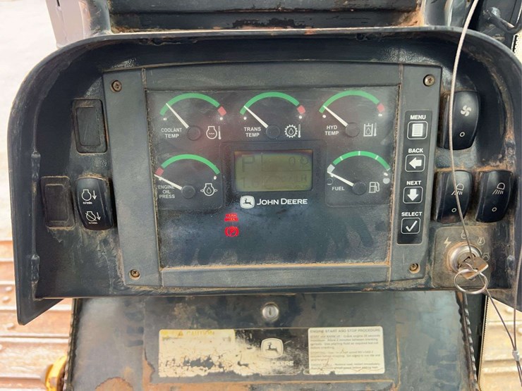 2007-deere-750j-image-33