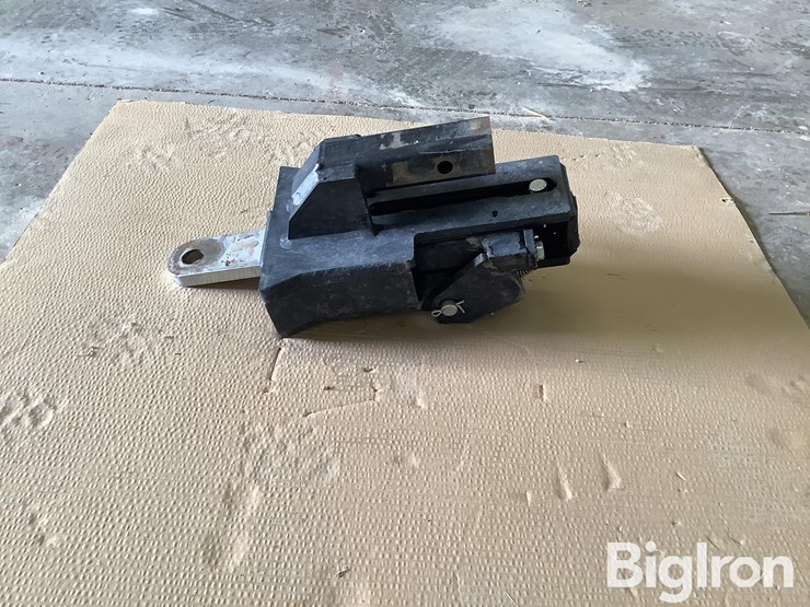 schuck-cushion-hitch-image-8