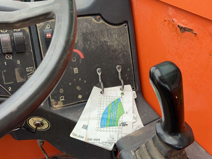 2015-jlg-g6-42a-image-31