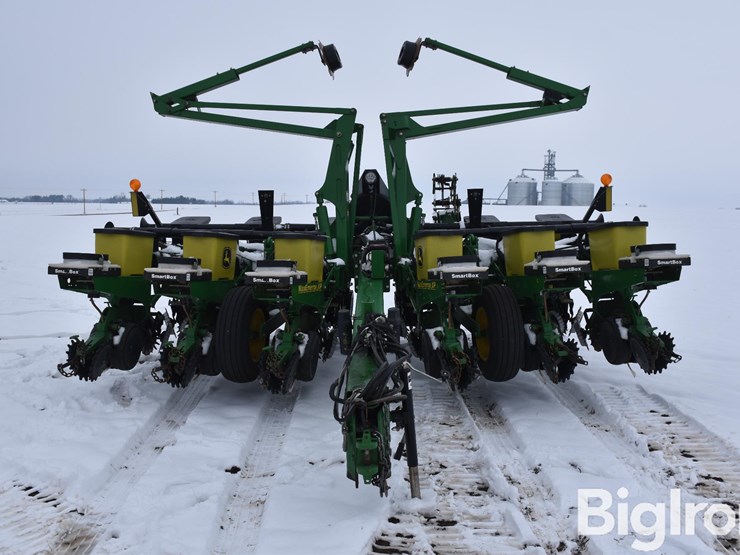 john-deere-1760-image-2