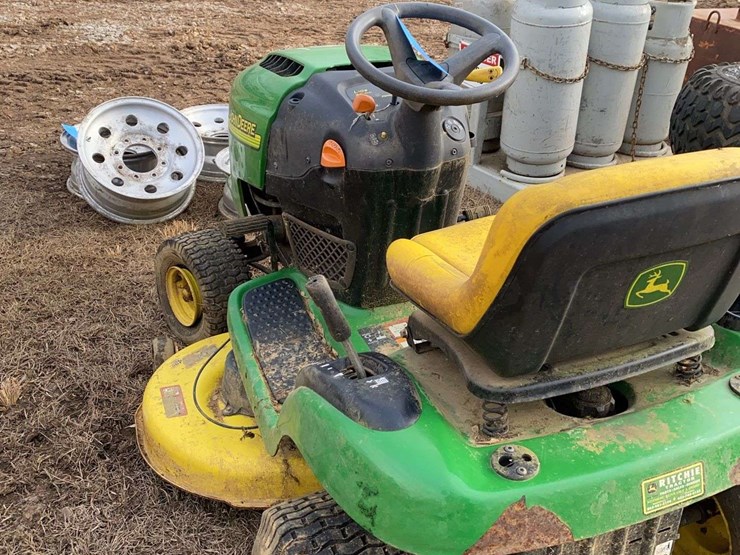 john-deere-l108-image-1