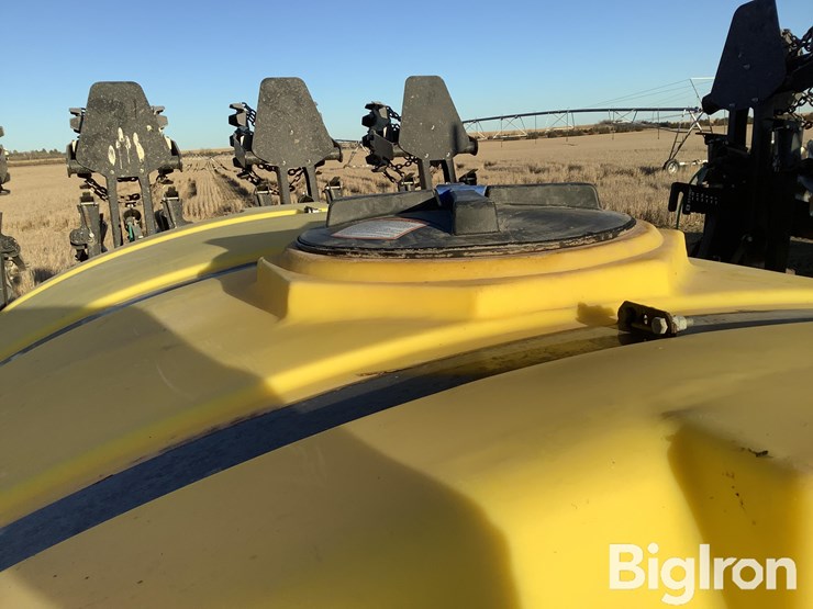 2012-krause-gladiator-16r30-strip-till-machine-image-14