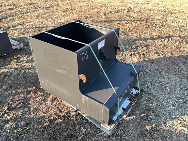 2021-ballasting-box-tractor-attachment-sn:116205003173-image-2