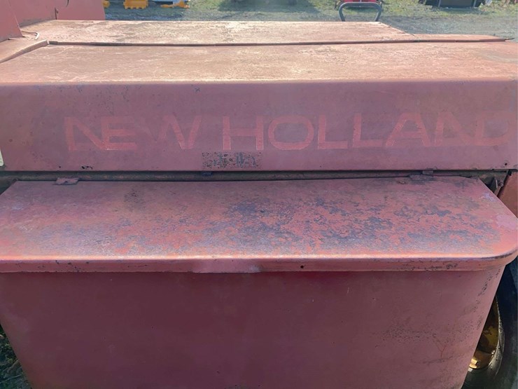 new-holland-310-image-9