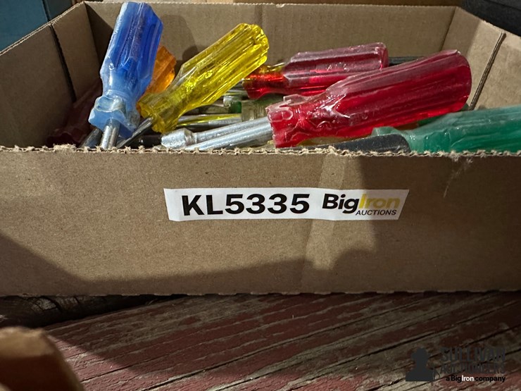 box-of-nut-drivers-image-3