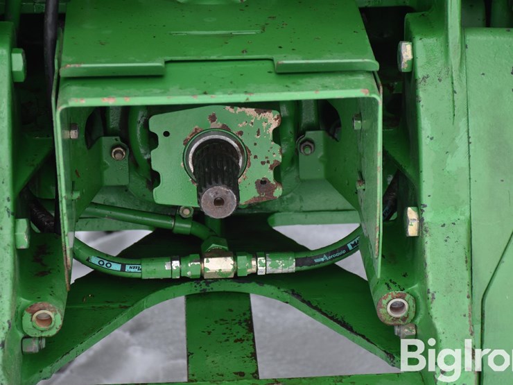 john-deere-8320-image-19