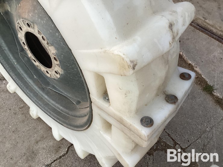 mach-2-11.2x24-airless-pivot-wheels-image-15