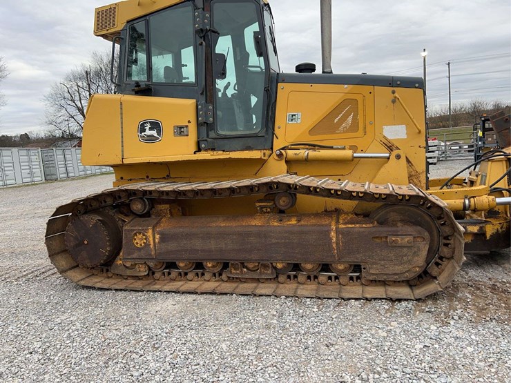 2007-deere-750j-image-3