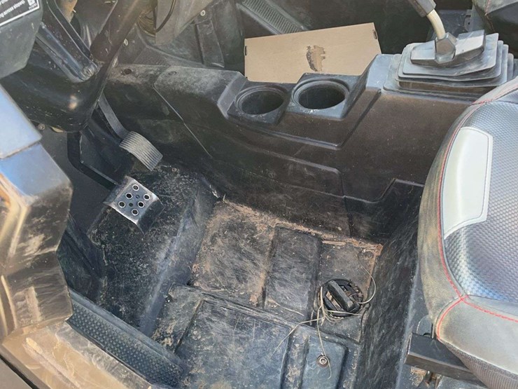 2015-polaris-rzr-900-image-17