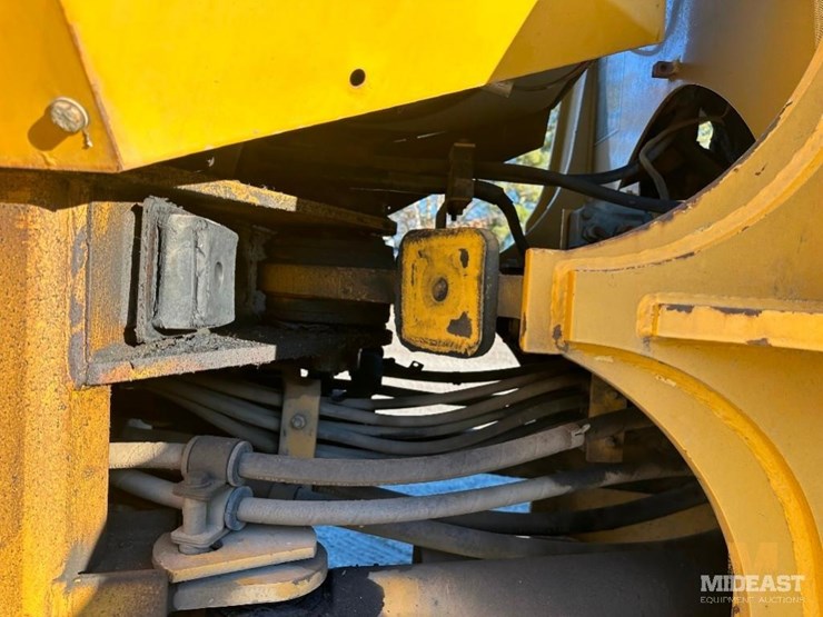 2001-caterpillar-it28g-image-28