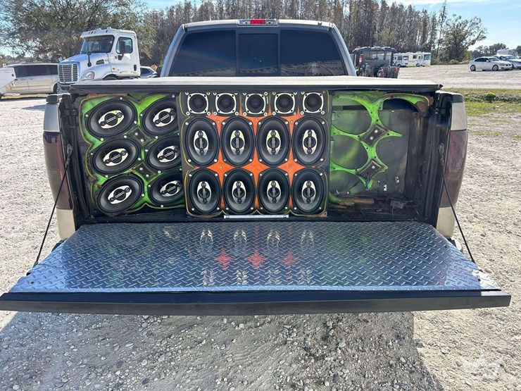 2004-ford-f150-image-30