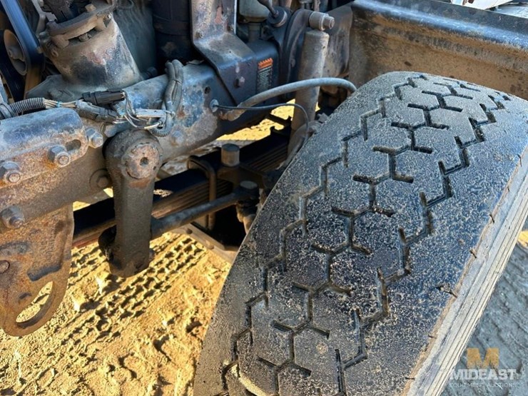 1999-mack-rd688-triaxle-dump-truck-image-28