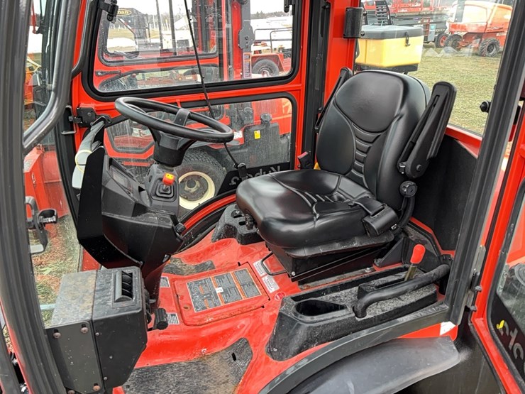 2022-kubota-f2690-snow-utility-tractor-sn:14315-image-12