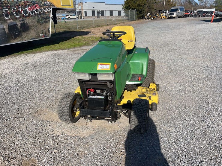 john-deere-425-image-10
