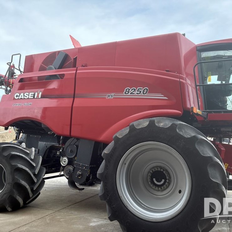 CASE IH 8250