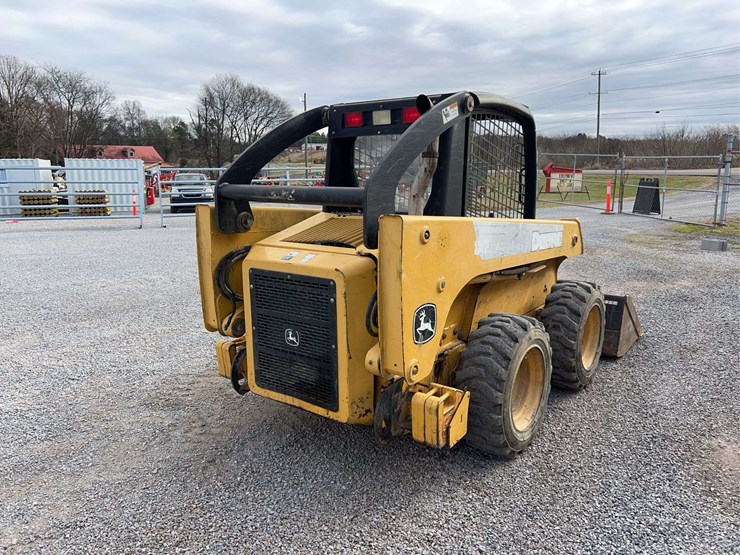 john-deere-317-image-19