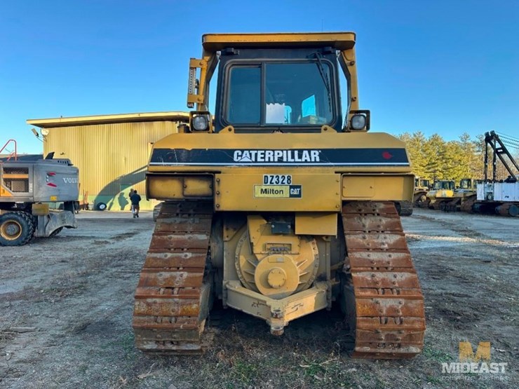 2004-caterpillar-d6r-xl-image-7