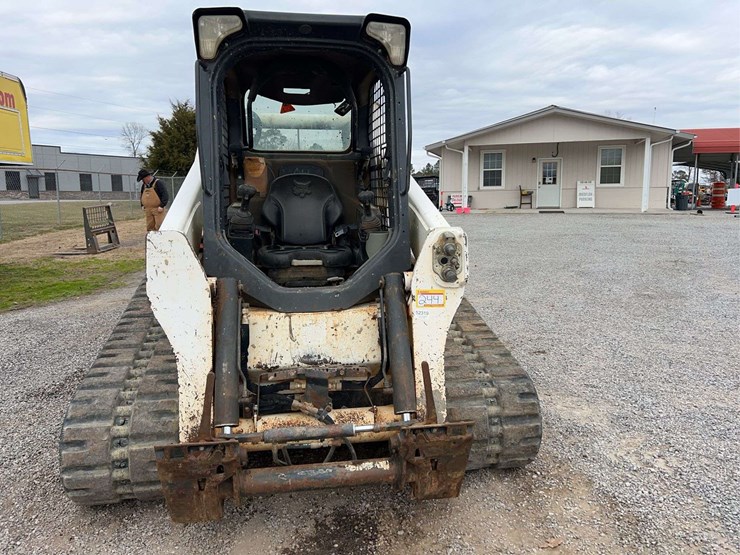 2019-bobcat-t770-image-10