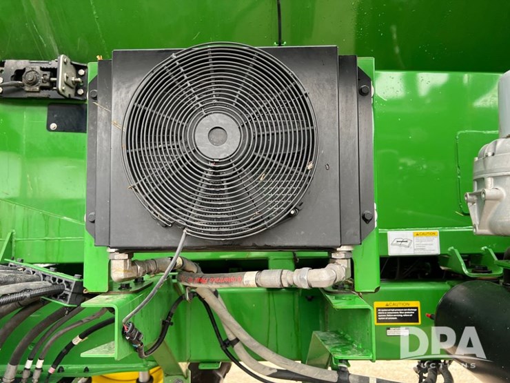 john-deere-600r-image-36