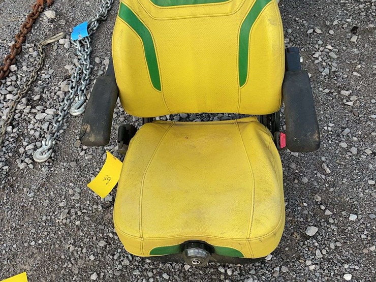 john-deere-seat-image-1