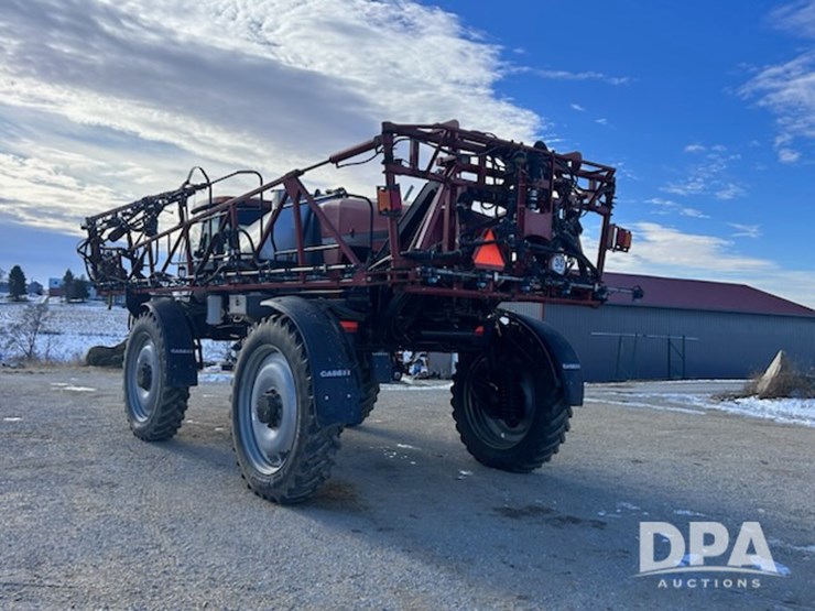 case-ih-patriot-3330-image-7