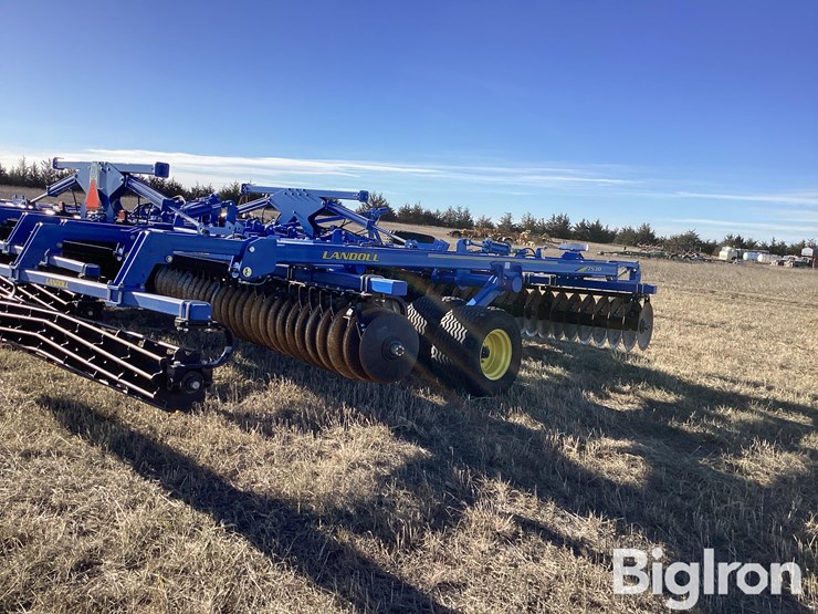 2023-landoll-7530-32-image-5