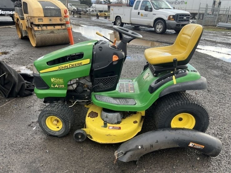 john-deere-la135-image-6