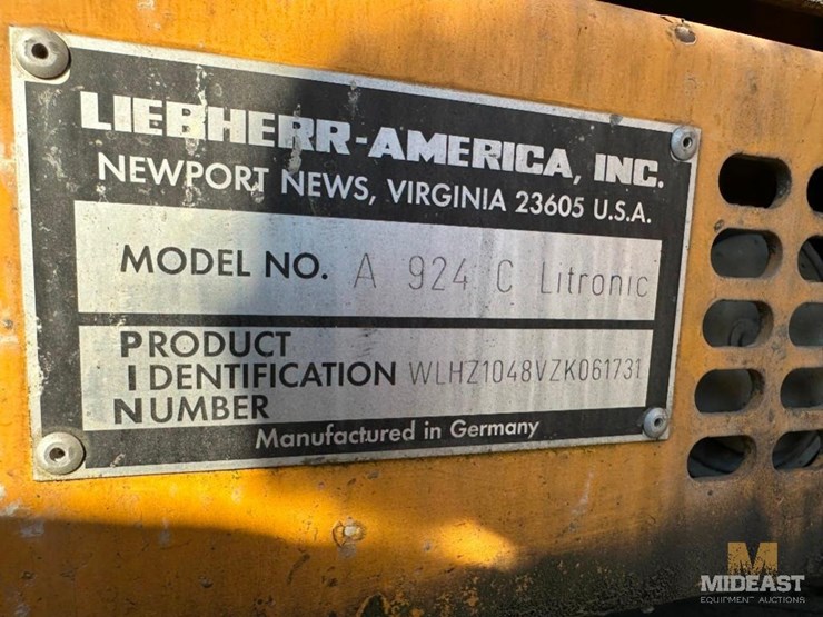 2012-liebherr-924c-wheeled-excavator-image-48