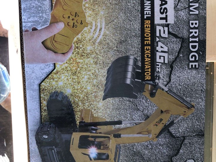 remote-control-toy-excavator-image-2