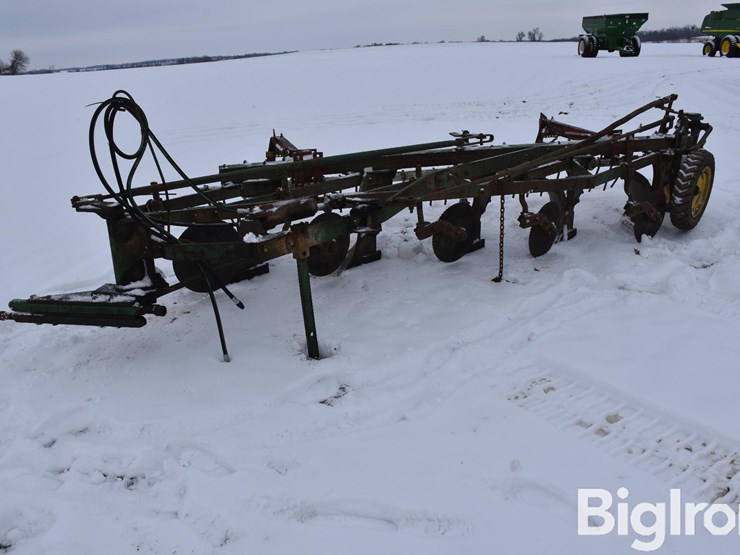 john-deere-f145h-image-1