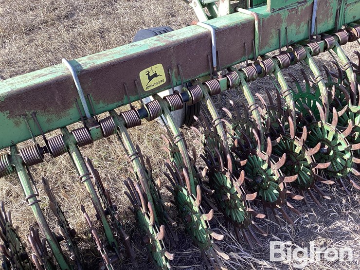 john-deere-400-image-11