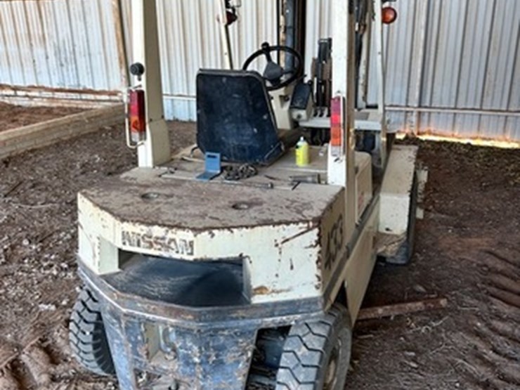 nissan-20-forklift-image-2