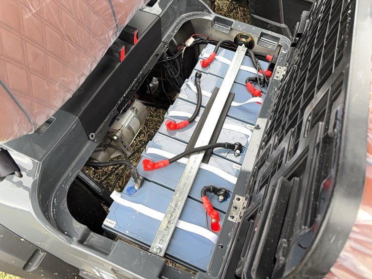 new-ircg-80-lifted-golf-cart-golf-cart-image-9