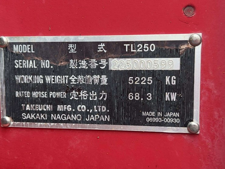 takeuchi-tl250-image-19