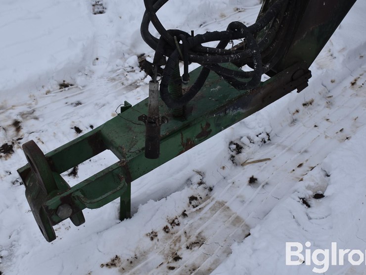 john-deere-750-image-9