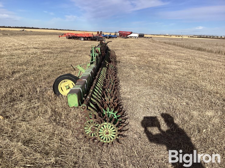 john-deere-400-image-8