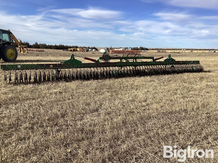 john-deere-400-image-6