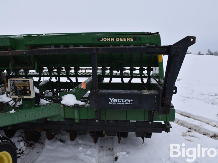 john-deere-750-image-12