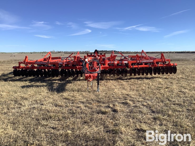 2024-kuhn-krause-6405-31-image-2