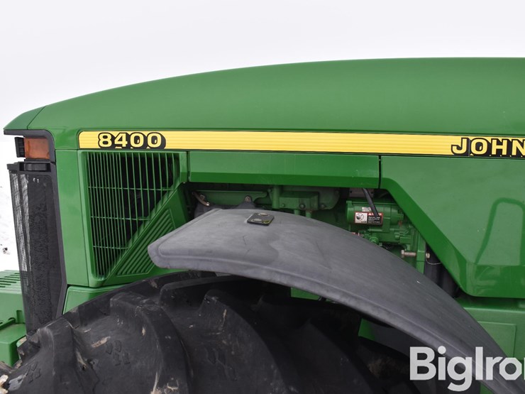 john-deere-8400-image-12