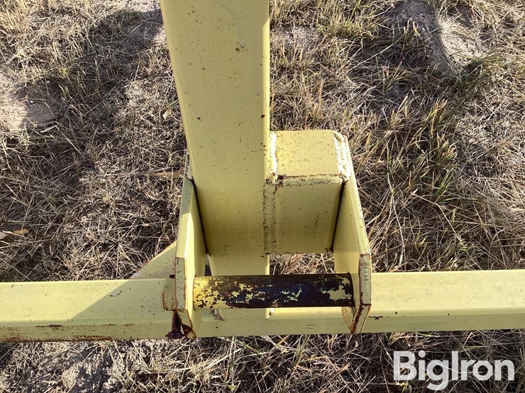 shop-built-round-bale-mover-image-9