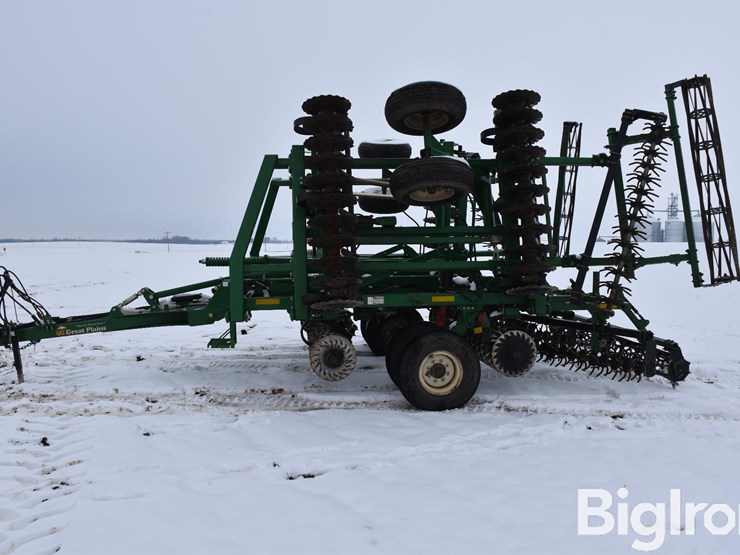 great-plains-2400tm-image-8