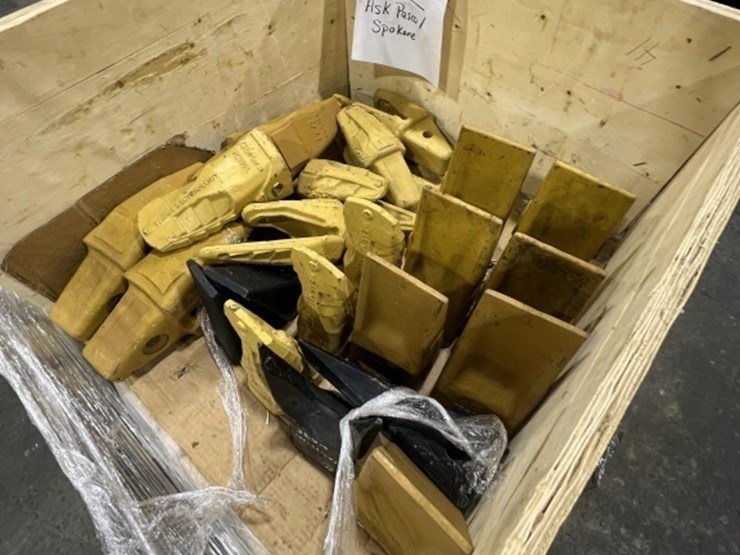 caterpillar-12-image-4