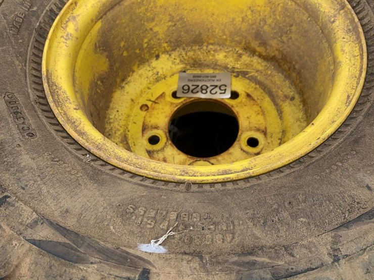 john-deere-gator-image-3